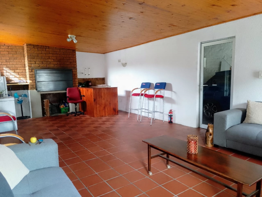 3 Bedroom Property for Sale in Voelvlei Western Cape